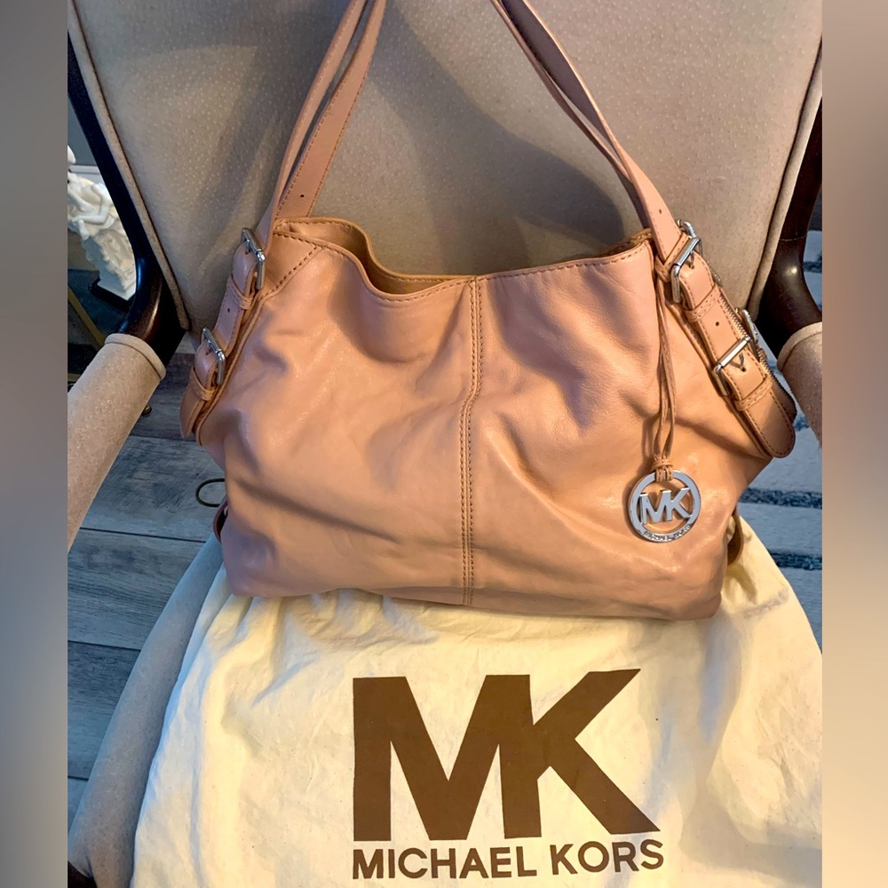 Michael Kors Baby Pink Dorchester Tote EUC Leather